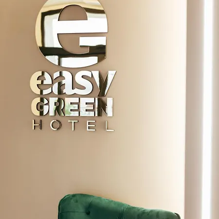 Easy Hotel