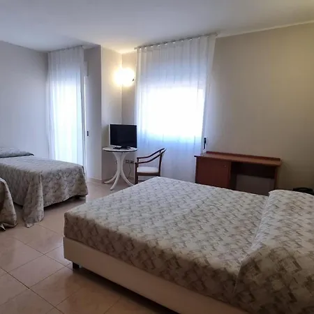 Hotel Easy